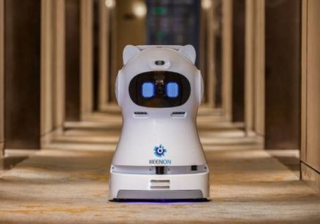 Keenon Kleenbot C30 robot-kuivpühkija