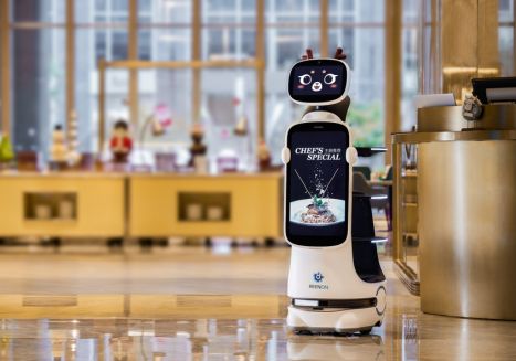 Keenon DinerBot T10 serveerimisrobot